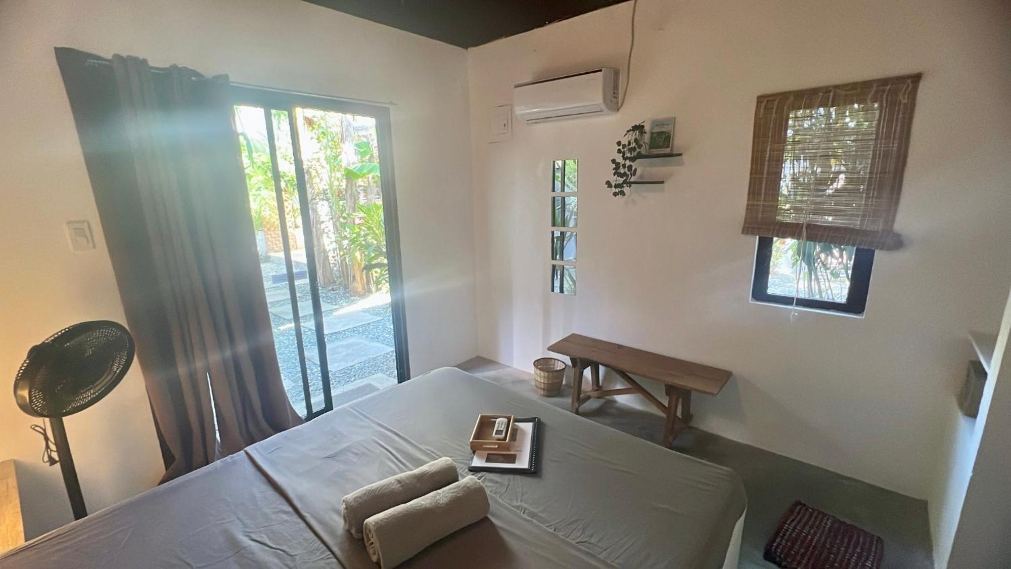 Yay Lodge Siargao, Private Room 1 With Ac & Hot Shower And Fast Starlink Wifi General Luna  Exterior foto